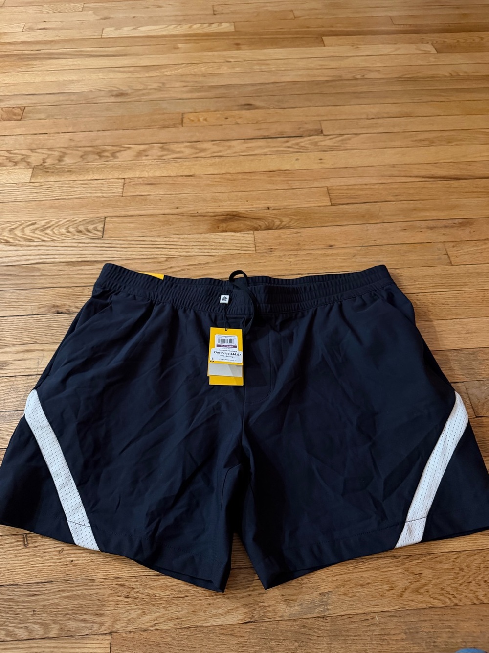 Under armour, black, water proof shorts 2x CURRY
